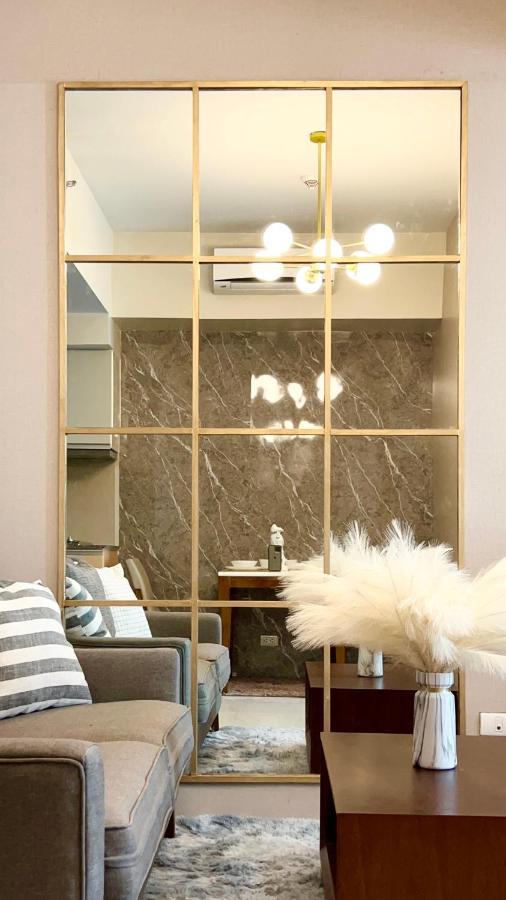 La Palazzo - Across Uptown Mall & Grand Hyatt Bgc 따구익 외부 사진