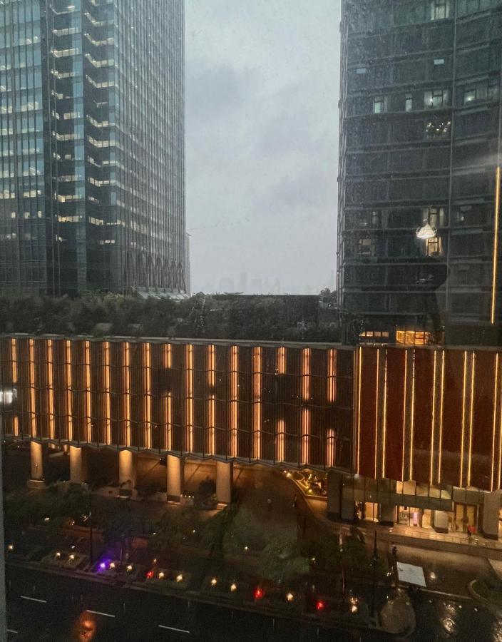 La Palazzo - Across Uptown Mall & Grand Hyatt Bgc 따구익 외부 사진
