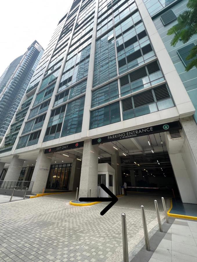 La Palazzo - Across Uptown Mall & Grand Hyatt Bgc 따구익 외부 사진