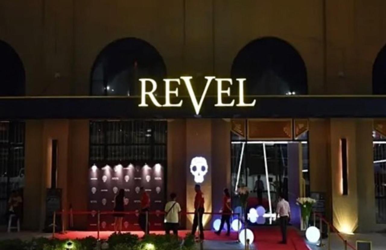 La Palazzo - Across Uptown Mall & Grand Hyatt Bgc 따구익 외부 사진