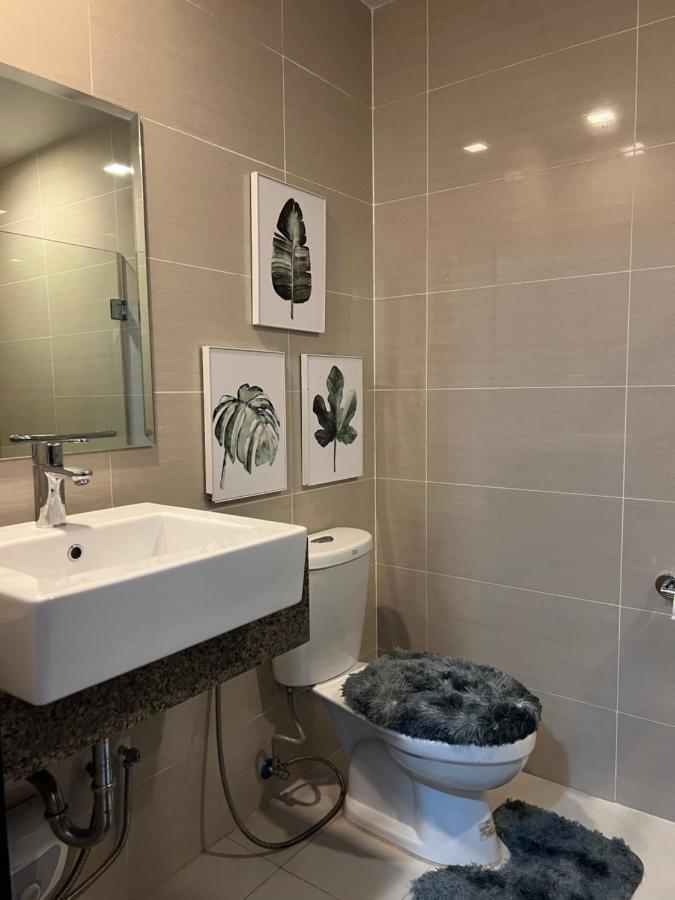 La Palazzo - Across Uptown Mall & Grand Hyatt Bgc 따구익 외부 사진